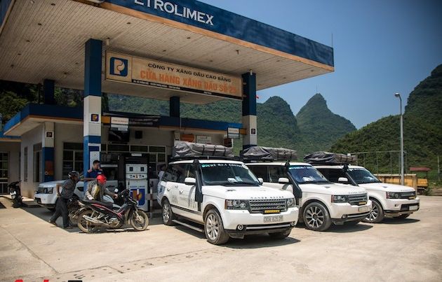 Ông Đặng Lê Nguyên Vũ tốn bao nhiêu tiền xăng cho dàn xe Range Rover trong hành trình xuyên Việt 2019? Ông Đặng Lê Nguyên Vũ tốn bao nhiêu tiền xăng cho dàn xe Range Rover trong hành trình xuyên Việt 2019?