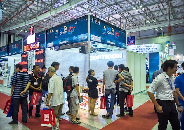 Trải nghiệm các công nghệ số hiện đại tại triển lãm VIETNAM ICTCOMM 2019 Trải nghiệm các công nghệ số hiện đại tại triển lãm VIETNAM ICTCOMM 2019