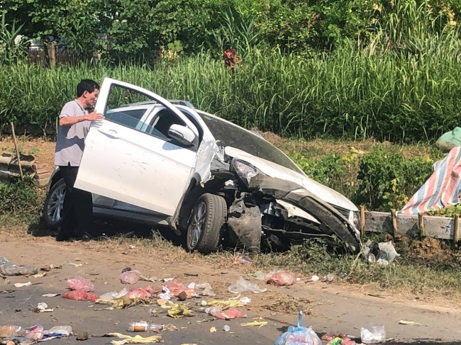 Vinfast Fadil được đánh giá ‘khung gầm ổn, cứng đầu cứng cổ’ sau tai nạn