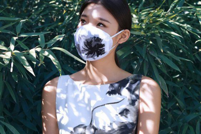 Trong balo sống xanh của giới trẻ Việt có gì