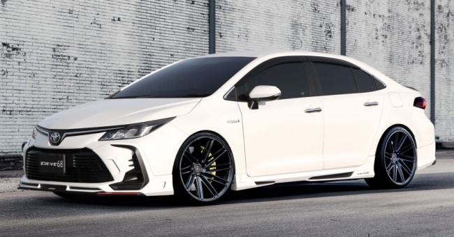 Toyota Corolla Altis 2020 độ đẹp như xe đua với mức giá chỉ 12 triệu đồng