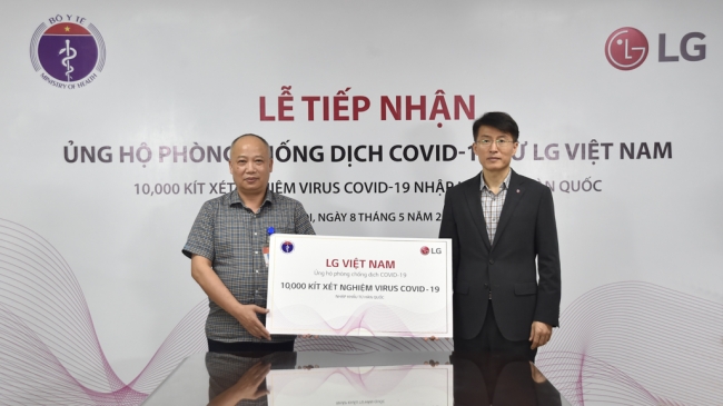 LG tài trợ Bộ Y Tế Việt Nam 10.000 bộ kit xét nghiệm Covid-19