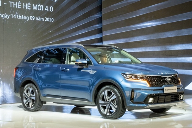 Bảng giá KIA Sorento tháng 7/2021: Giá cực cạnh tranh, thiết kế đè bẹp Hyundai Santa Fe, Fortuner