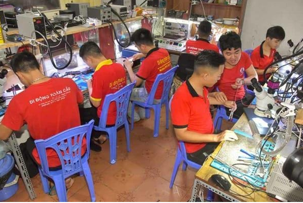 Địa chỉ học nghề sửa chữa điện thoại uy tín tại Hà Nội