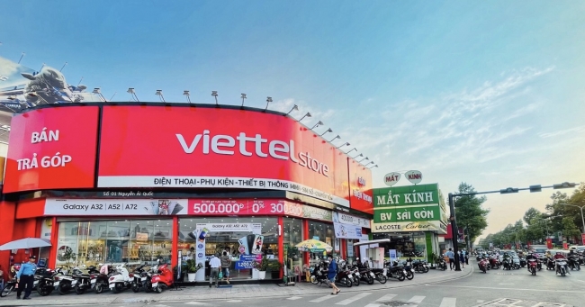 Sinh nhật tuổi 15, khách hàng tại Viettel Store sẽ nhận được ưu đãi trọn tháng 5