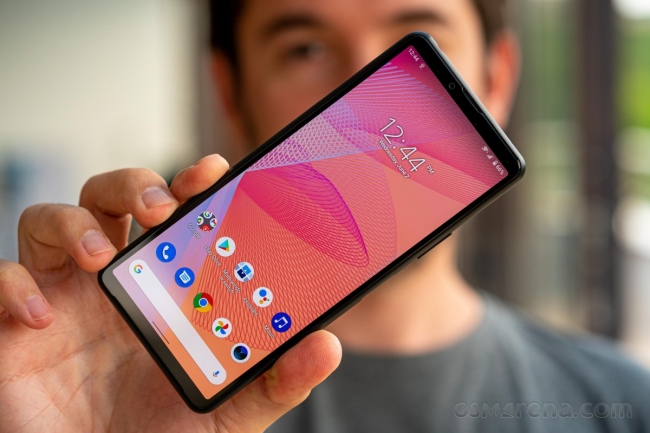 Đánh giá Sony Xperia 10 III: Smartphone tầm trung nhiều công nghệ nghe nhìn thú vị