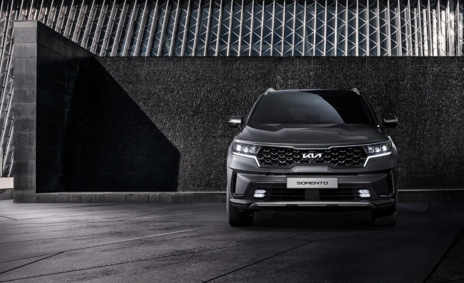 'Cơn ác mộng' của Hyundai SantaFe chính thức ra mắt: Giá bán 621 triệu, trang bị ngang tầm xe sang