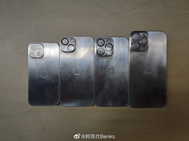 iPhone 13 tiếp tục lộ thiết kế 'mỹ mãn' qua hàng loạt mẫu khuôn đúc