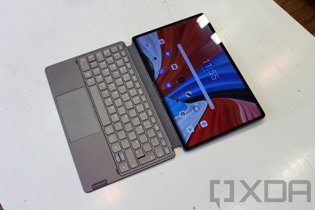 Lenovo Chromebook Duet 5 sắp ra mắt với màn hình OLED nhưng chỉ 429 USD