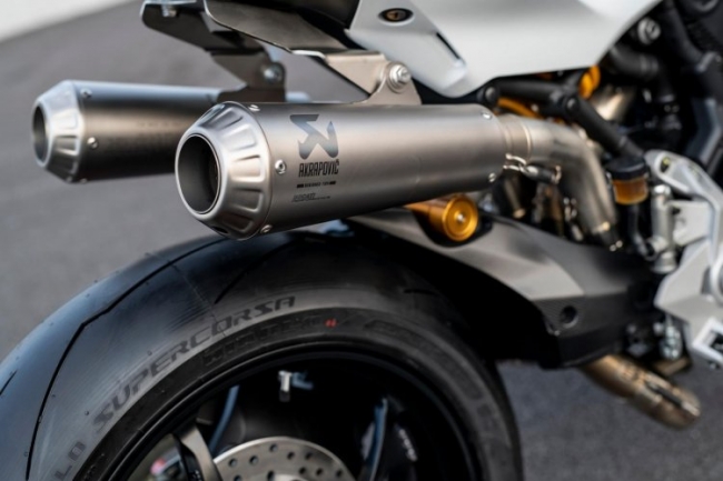 Ducati SuperSport 950 mới ra mắt: Sức mạnh 110 mã lực, giá từ 416 triệu đồng