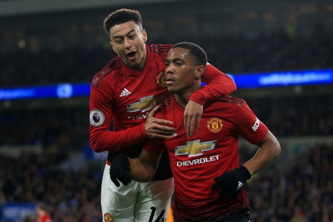 Chuyển nhượng MU 23/9: Sắp có hợp đồng mới, Tiền đạo đến Barca?