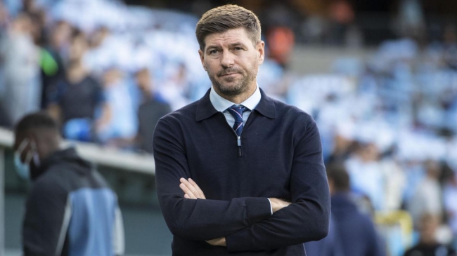 Steven Gerrard chính thức trở lại Ngoại hạng Anh, đối đầu Liverpool và MU