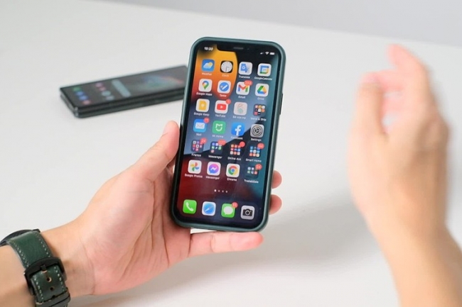 Apple tung bản cập nhật iOS 15.1.1, và hàng loạt lỗi nghiêm trọng trên iPhone 12 và iPhone 13