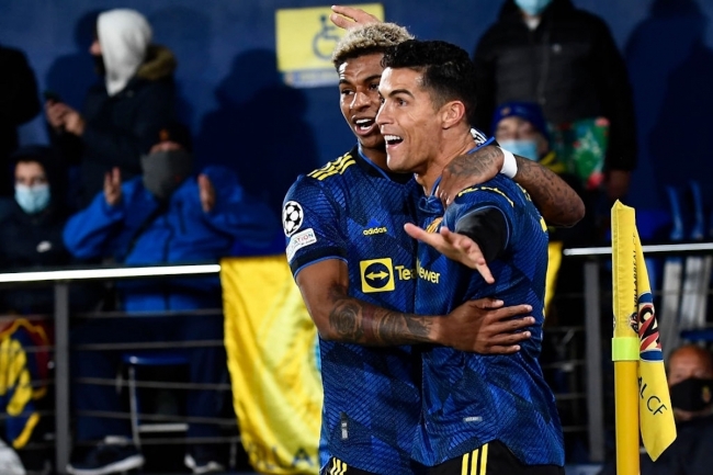 Cristiano Ronaldo làm điều chưa từng có tại Champions League, xứng danh Vua châu Âu
