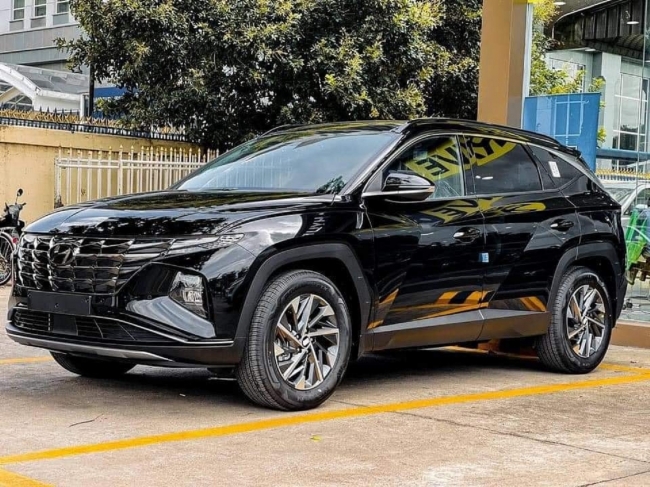 Hyundai Tucson 2022 ra mắt khách Việt trong tuần tới, hé lộ loạt nâng cấp khiến Honda CR-V 'đau đầu'