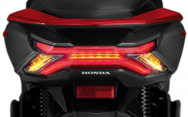 Tin xe trưa 15/1: Mẫu xe ga mới giá 64 triệu đồng của Honda ra mắt, đẹp hơn cả Honda SH
