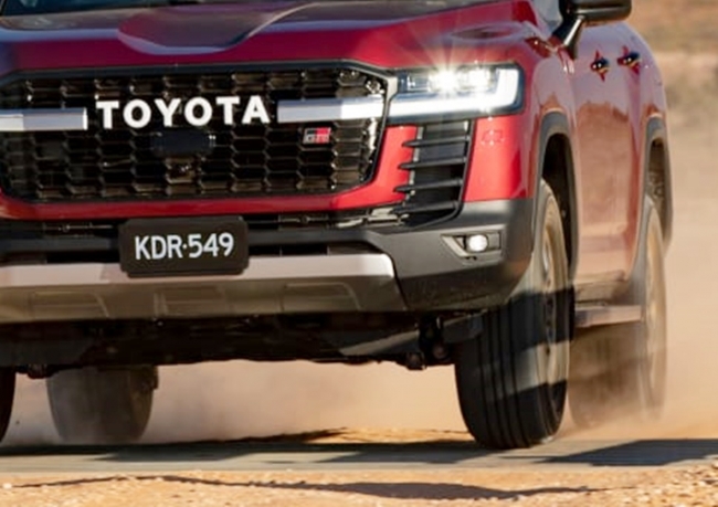Rộ tin Toyota Land Cruser thế hệ mới vẫn dùng động cơ V8 nhưng ai cũng bất ngờ trước điểm này