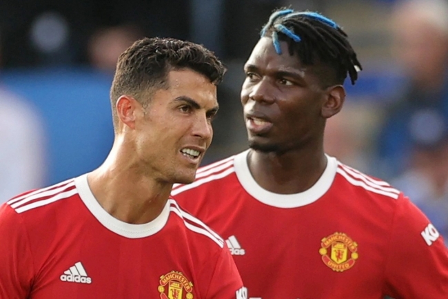 Chuyển nhượng MU 8/4: Ronaldo có hành động gây sốc, Pogba chốt xong bến đỗ mới?