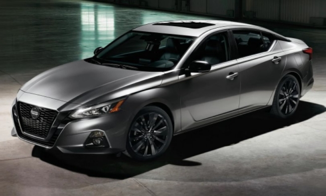 Toyota Camry và Kia K5 ‘run cầm cập’ vì mẫu sedan của Nissan lộ diện với thiết kế đậm chất thể thao