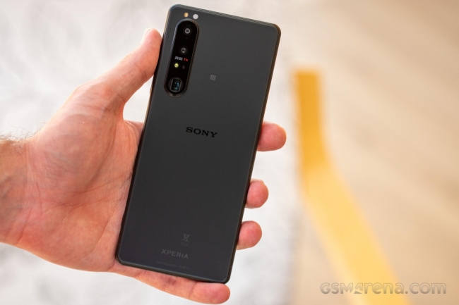 Sony Xperia 1 IV hé lộ loạt thông số quan trọng, hứa hẹn cho iPhone 13 Pro Max 'khóc nhè'