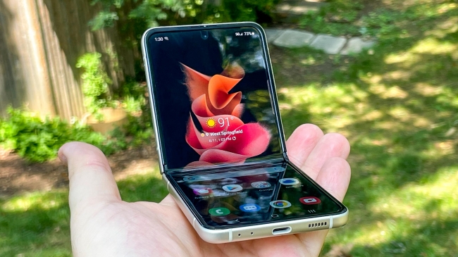 Samsung Galaxy Z Flip 4 có thể tăng dung lượng pin và trở thành smartphone gập tốt nhất 2022