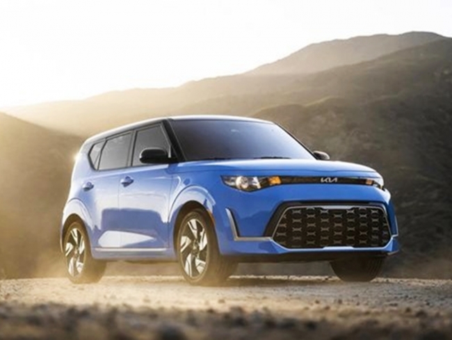 'Đàn em' Kia Seltos 2023 gây choáng với thiết kế độc lạ, trang bị 'lấn át' Toyota Corolla Cross