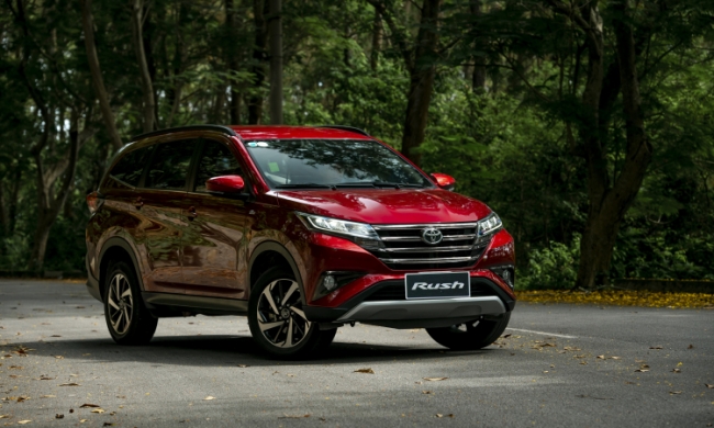 Giá lăn bánh Toyota Rush tháng 5/2022: Ưu đãi kép, đè bẹp cả Mitsubishi Xpander Cross và Suzuki XL7