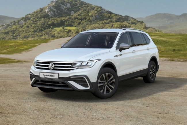 Kỳ phùng địch thủ Toyota Fortuner 2022 ra mắt: Trang bị và công nghệ quyết 'càn quét' Honda CR-V
