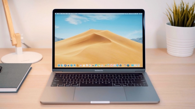 Apple sẽ ra mắt MacBook có màn hình OLED 13.3 inch vào năm 2024
