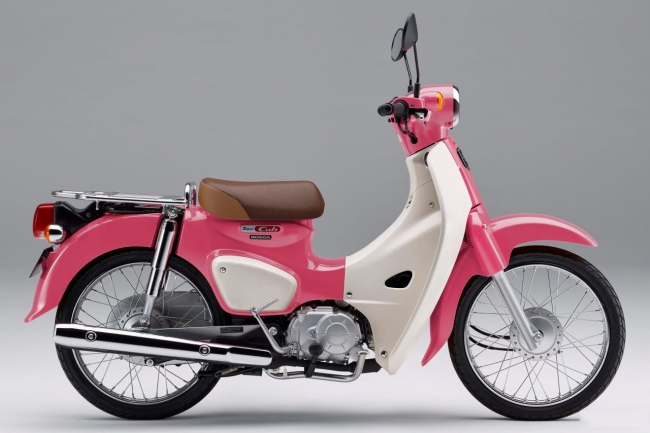 Honda Super Cub 110 bản hồng nữ tính mở bán với giá 58 triệu đồng