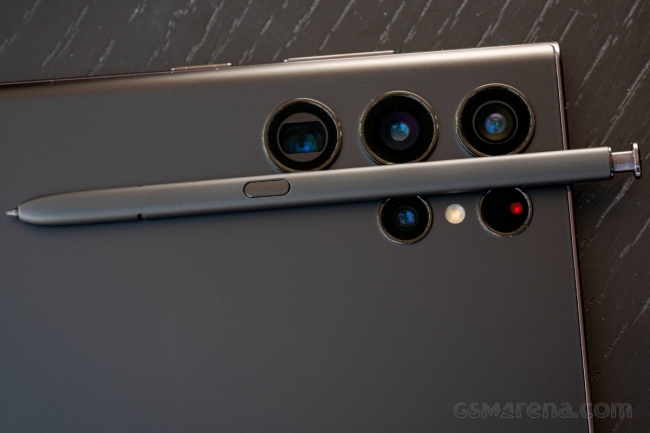 Samsung Galaxy S23 Ultra sẽ có camera 200MP, phá vỡ thế độc tôn của Motorola X30 Pro