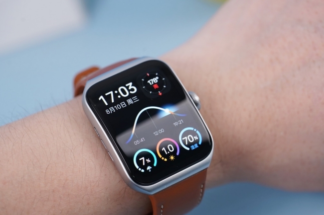 Trên tay OPPO Watch 3 Pro: Thiết kế đẹp, phần cứng tốt ngang Apple Watch nhưng rẻ bằng một nửa