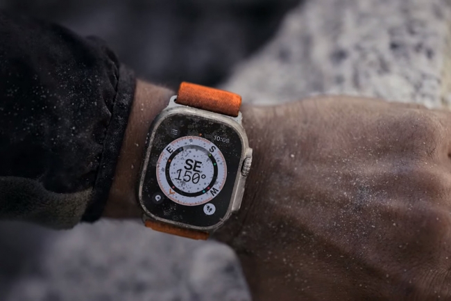 Apple ra mắt Apple Watch Ultra với thiết kế màn hình lớn, dành cho vận động viên và nhà thám hiểm