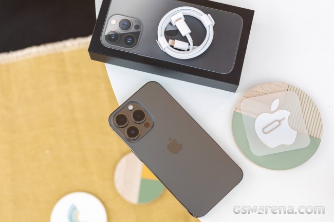 iPhone 14 ra mắt, iPhone 13 Pro ‘đại hạ giá’ hơn chục triệu, hiệu năng chẳng kém iPhone 13 Pro Max