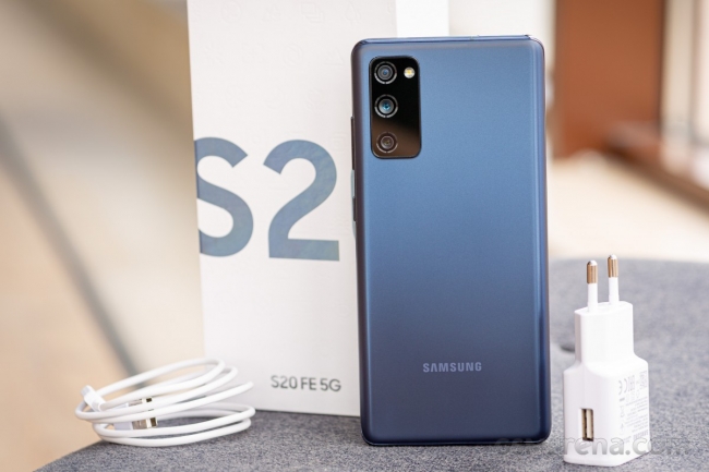 Giá Samsung Galaxy S20 FE tháng 10/2022 cao cấp nhưng rẻ hơn cả tầm trung