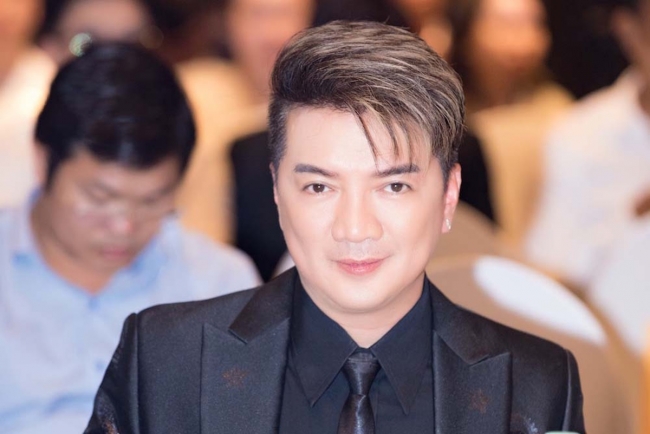 Đàm Vĩnh Hưng tiết lộ nỗi trăn trở khi làm bố ở tuổi ngũ tuần