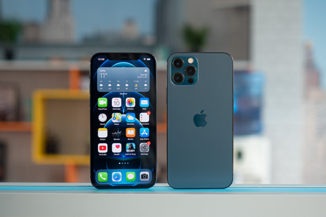 Giá iPhone 12 Pro Max giảm gần chục triệu so với khi ra mắt