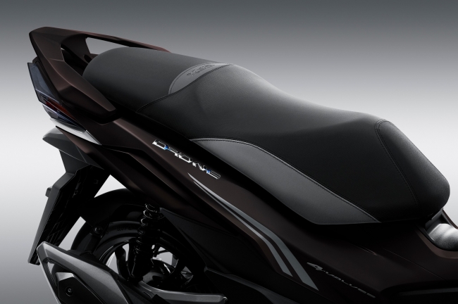 'Cơn ác mộng' của Honda PCX 160 gây sốt với thiết kế sắc nét, giá bán chỉ từ 54 triệu đồng