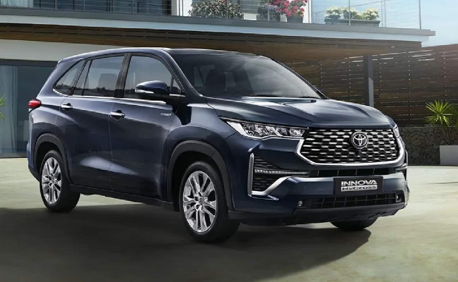 Toyota Innova hoàn toàn mới bắt đầu nhận cọc, khách hàng đặt mua chỉ với 15 triệu đồng