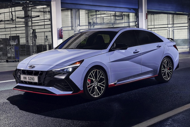 Hyundai Elantra N 2023 cập bến Việt Nam: Thiết kế tuyệt mỹ, trang bị làm khách Việt mê mẩn