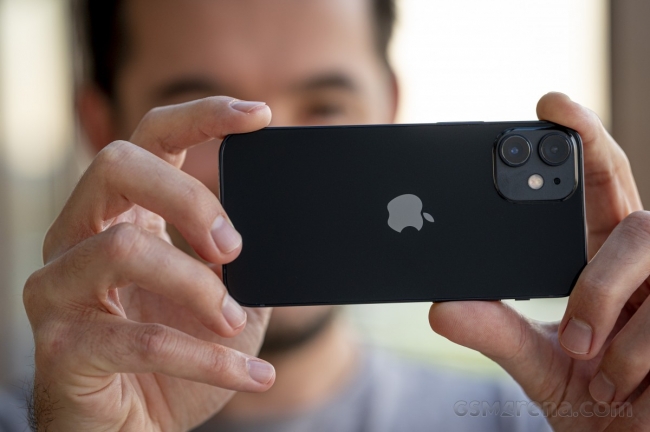 Đây là những ưu điểm của chiếc iPhone 12 Mini mà người thích iPhone nhỏ không nên bỏ qua