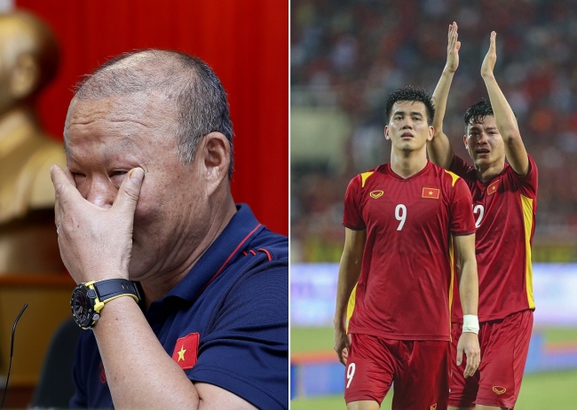 HLV Park bật khóc, mong các cầu thủ tha thứ ở buổi họp cuối của ĐT Việt Nam sau trận thua Thái Lan