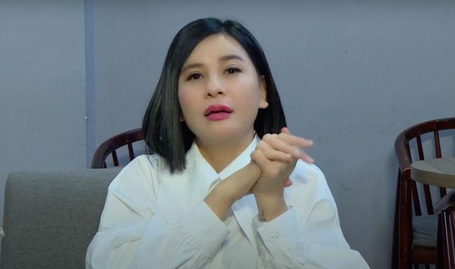 Phản ứng gay gắt của Cát Phượng khi bị chê tóc xấu nên đường tình duyên lận đận