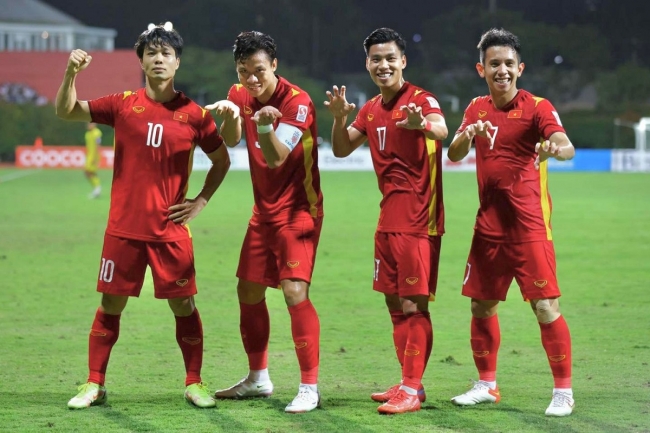 Ngôi sao ĐT Việt Nam 'lo sợ' sau khi chia tay HAGL, nguy cơ ngồi dự bị ở đội bóng mới