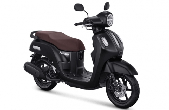 Tin xe trưa 4/2: 'Ác mộng' của Honda Vision ra mắt, 'bản sao' Honda Civic sẵn sàng về đại lý