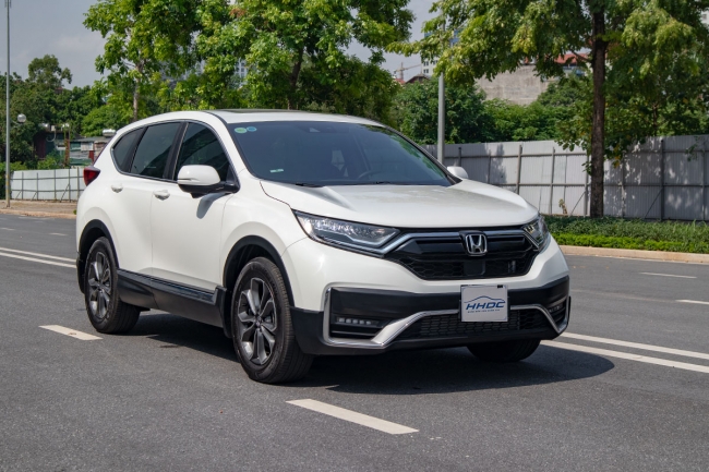 Cập nhật giá xe Honda CR-V 2022 mới nhất tháng 2: Tăng ưu đãi để 'đè bẹp' loạt đối thủ