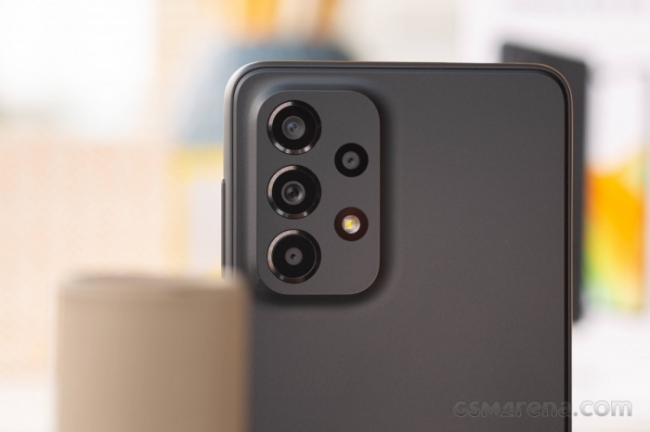 Giá Galaxy A33 5G tháng 2/2023, đại hạ giá, đè bẹp iPhone X