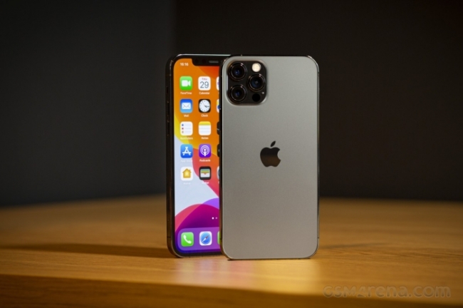 iPhone 12 Pro - giá tháng 2/2023, giảm cực khét đe nẹt Galaxy A73 5G, khách Việt săn lùng đột biến