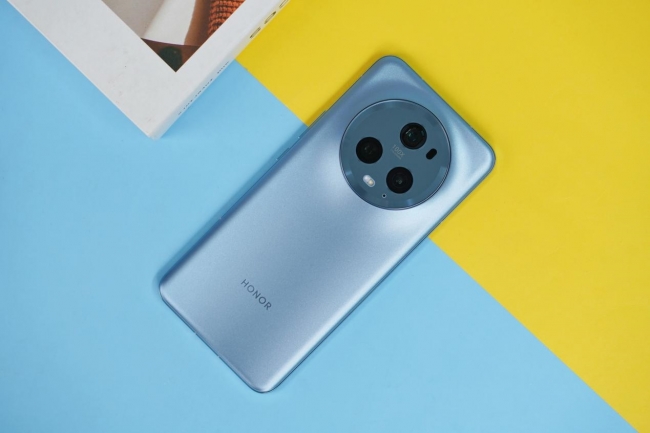 Trên tay Honor Magic5 Pro, thiết kế độc lạ, camera hiếm có trên thị trường