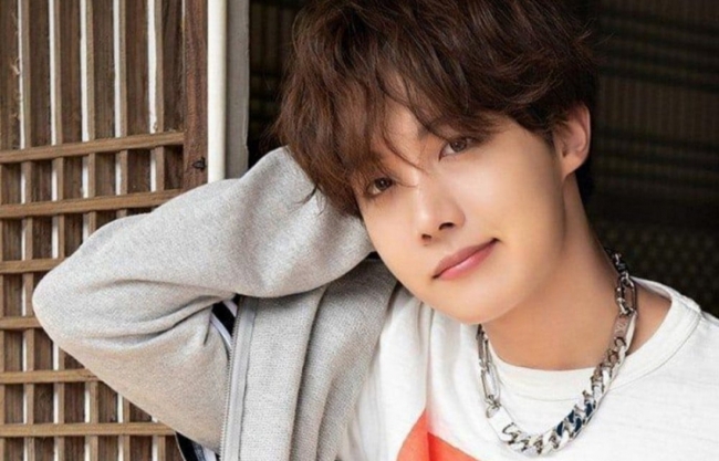 Nam thần tượng J-HOPE xuất sắc đạt 14 triệu người theo dõi trên Spotify